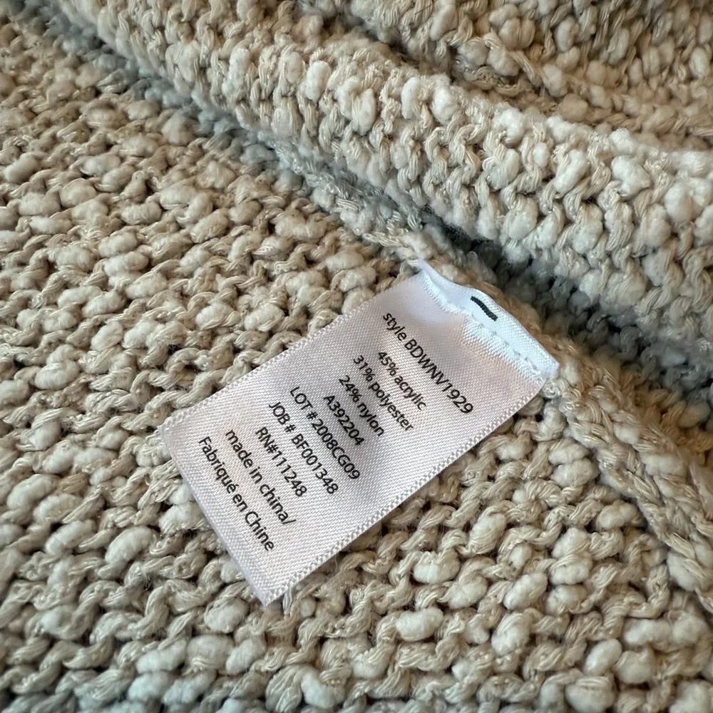 Barefoot Dreams Beige Boucle Cozy Loungewear Cardigan Sweater Women’s Size Large - Picture 8 of 13